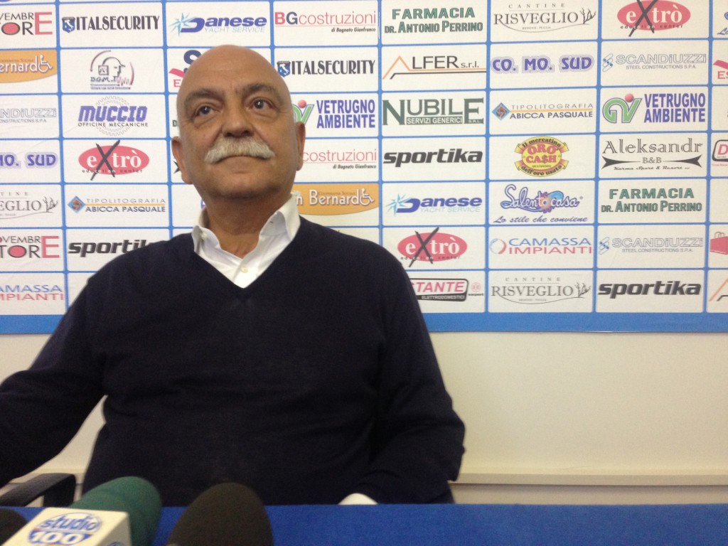 Il Presidente della SSD Calcio Città di Brindisi, dott. Antonio Flora, ha indetto una conferenza stampa per giovedì, 16 gennaio 2014, alle ore 16,30, presso la sala stampa dello stadio Franco Fanuzzi.